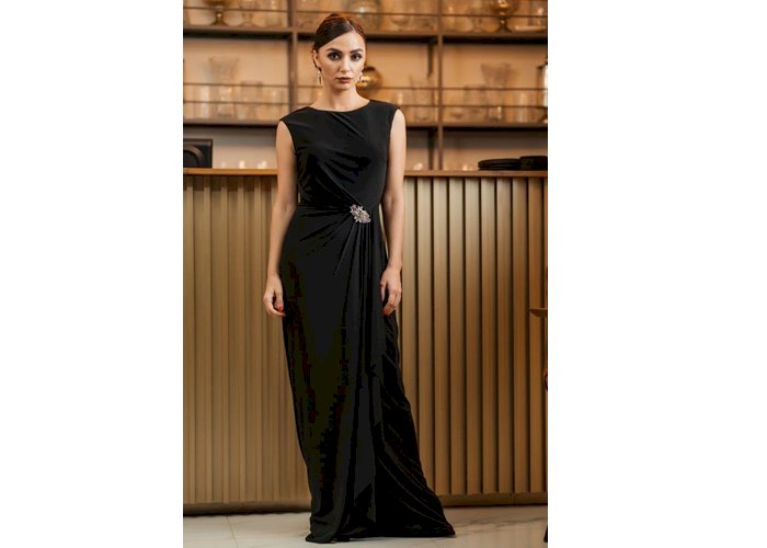 Evie Black Dress